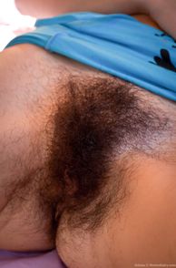 Lots Of Curly Pubes Up Close Pic